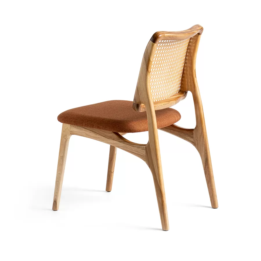 Cadeira Pitanga sem braço 900x900 (2)