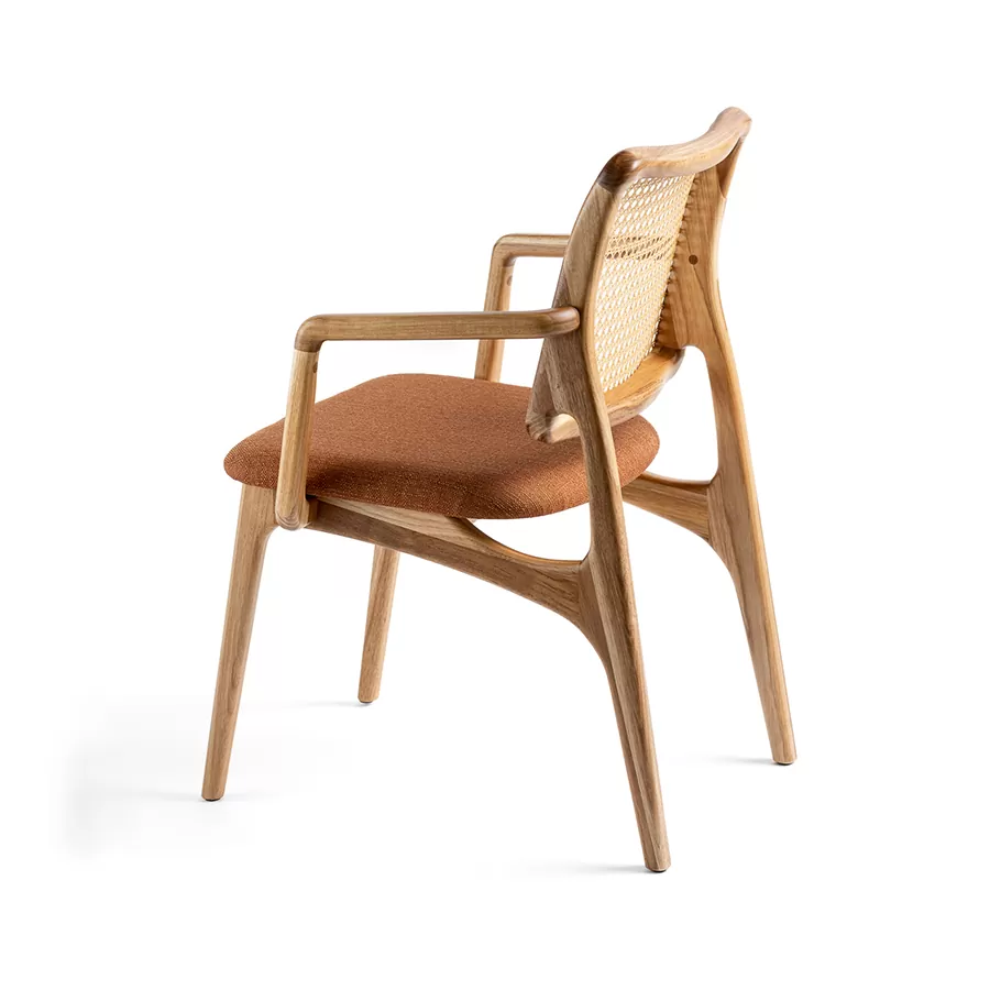 Cadeira Pitanga com braço 900x900 (5)